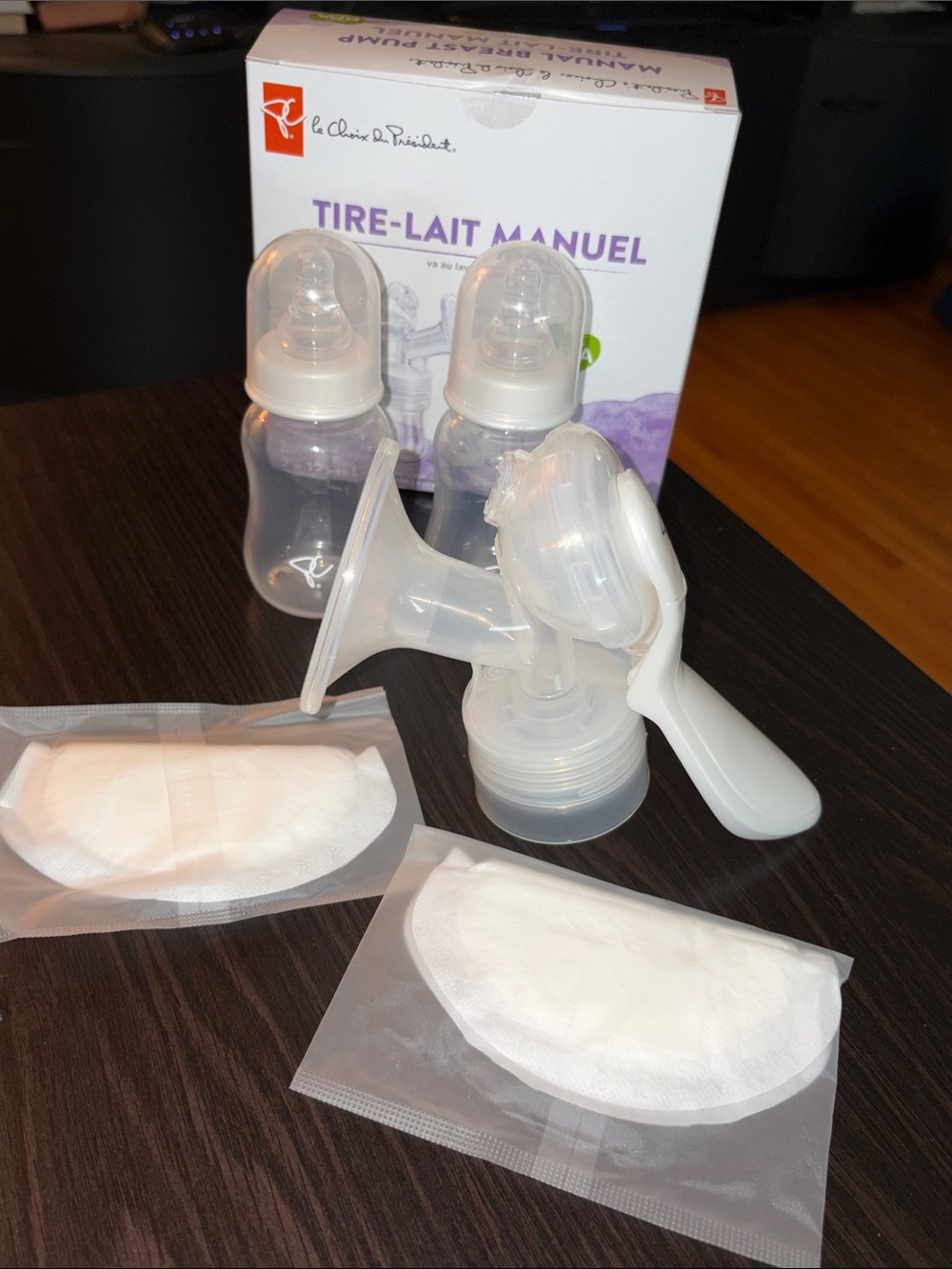 New Breast Pump Manual Breast Pump with Bottles - Clear/White